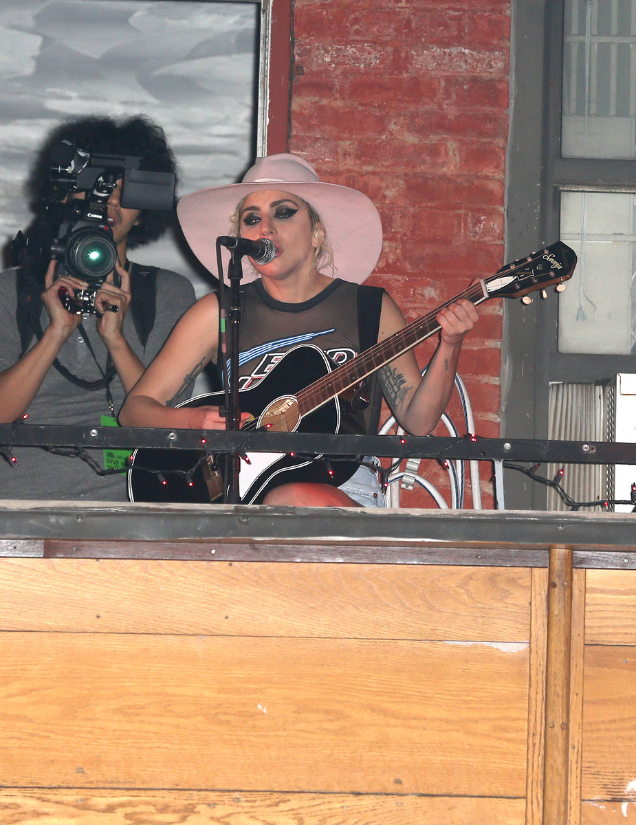 GAGAIMAGES
